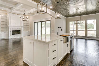 Modern Farmhouse House Plan #4534-00125 Build Photo