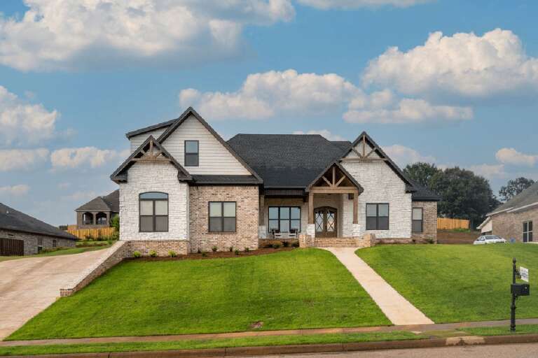 House Plan House Plan #31504 Front Elevation 