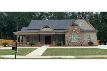 Craftsman House Plan #1070-00306 Build Photo