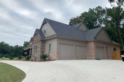 Craftsman House Plan #1070-00306 Build Photo