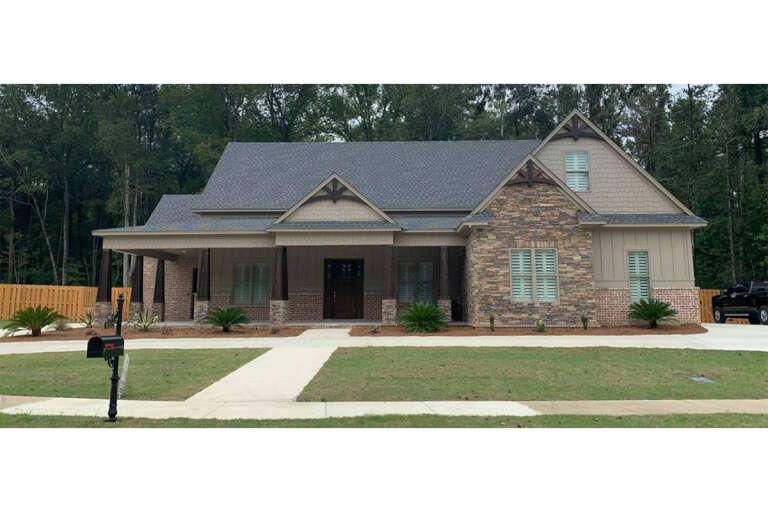 House Plan House Plan #31505 Front Elevation 
