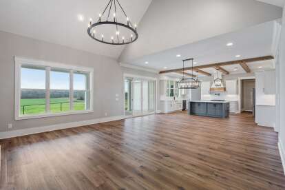 Modern Farmhouse House Plan #1070-00310 Build Photo