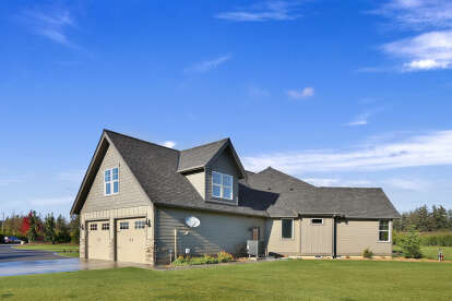 Craftsman House Plan #2464-00153 Build Photo