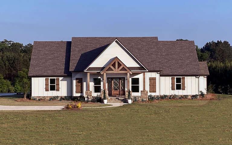 House Plan House Plan #31857 Front Elevation 
