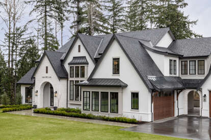 Modern Transitional House Plan #8937-00104 Build Photo