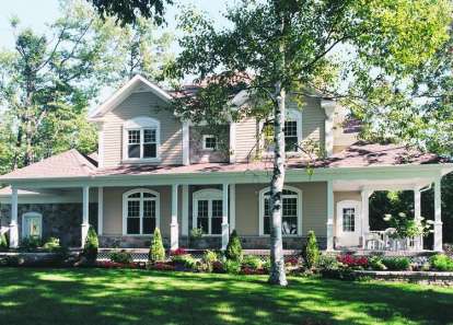 Farmhouse House Plan #034-00038 Elevation Photo