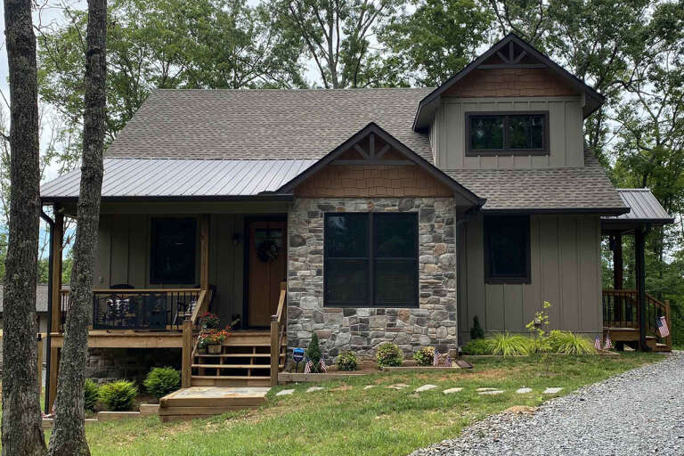 House Plan House Plan #32252 Front Elevation 