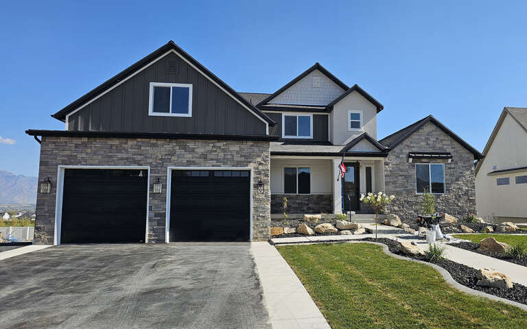 House Plan House Plan #32321 Front Elevation 