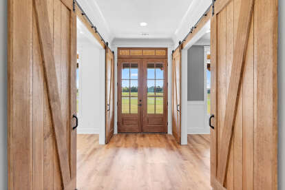 Modern Farmhouse House Plan #1070-00366 Build Photo