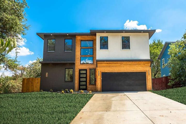 House Plan House Plan #32547 Front Elevation 