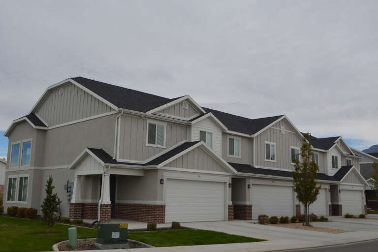 Traditional Fourplex Plan - 1,692 Square Feet, 3 Bedrooms, 2.5 ...