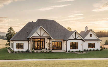 Modern Farmhouse House Plan #6849-00168 Build Photo