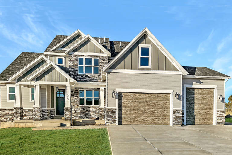 House Plan House Plan #32664 Angled Front Elevation 