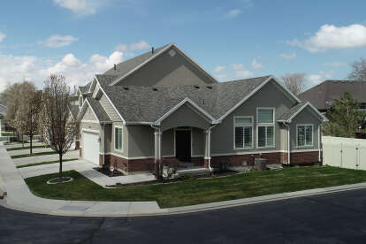 Traditional House Plan #2802-00386 Build Photo