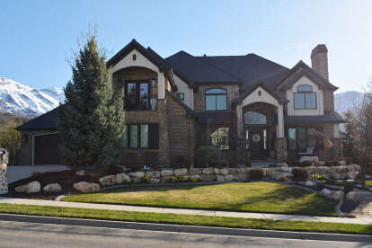 Craftsman House Plan #2802-00395 Build Photo
