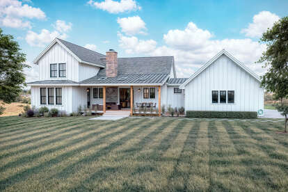 Modern Farmhouse House Plan #5460-00001 Elevation Photo