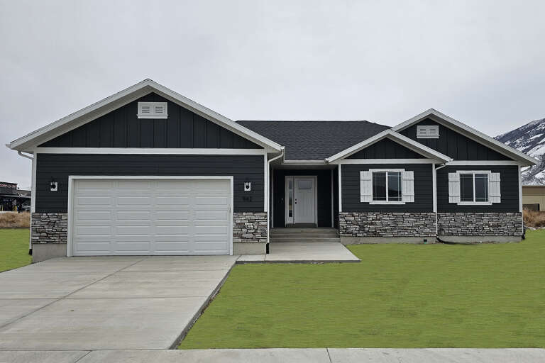 House Plan House Plan #33369 Front Elevation 