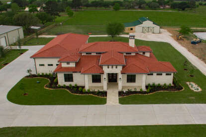 Modern House Plan #8314-00040 Build Photo