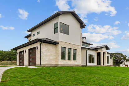 Contemporary House Plan #8314-00043 Build Photo