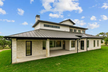Contemporary House Plan #8314-00043 Build Photo