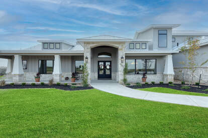 Craftsman House Plan #8314-00044 Build Photo
