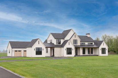 Modern Farmhouse House Plan #2464-00174 Build Photo