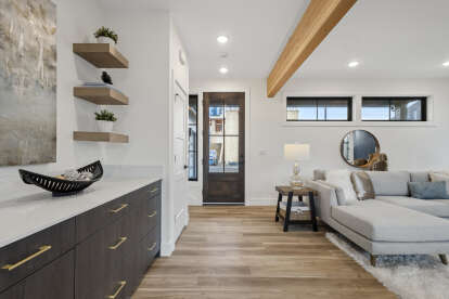 Modern Farmhouse House Plan #2464-00190 Build Photo
