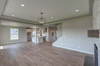 Modern Farmhouse House Plan #2464-00197 Build Photo