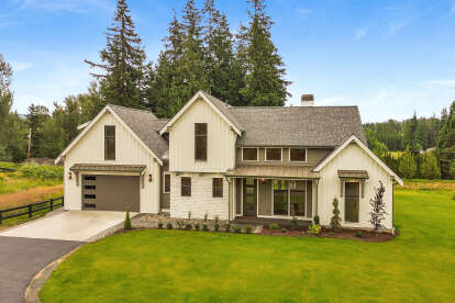 Modern Farmhouse House Plan #2464-00202 Build Photo