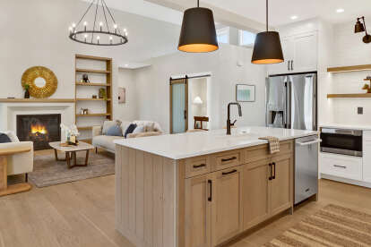 Modern Farmhouse House Plan #2464-00202 Build Photo