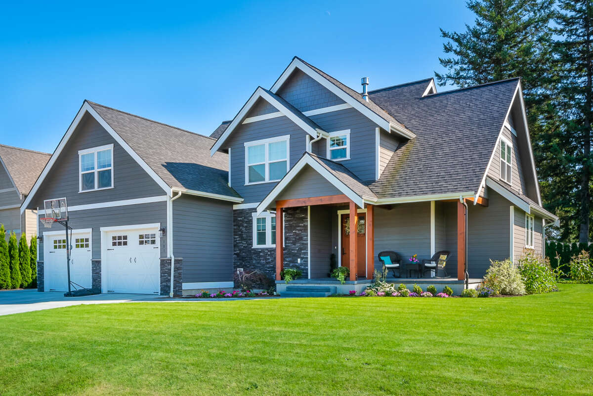 Craftsman Plan - 2,671 Square Feet, 4 Bedrooms, 2.5 Bathrooms