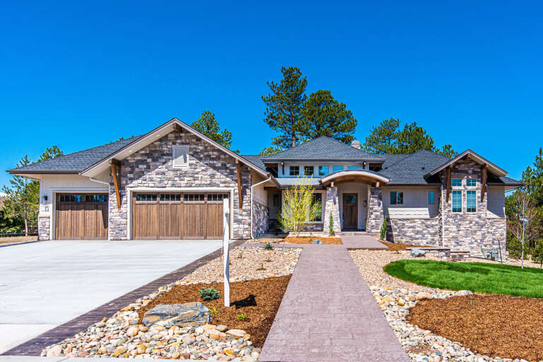 House Plan House Plan #34354 Front Elevation