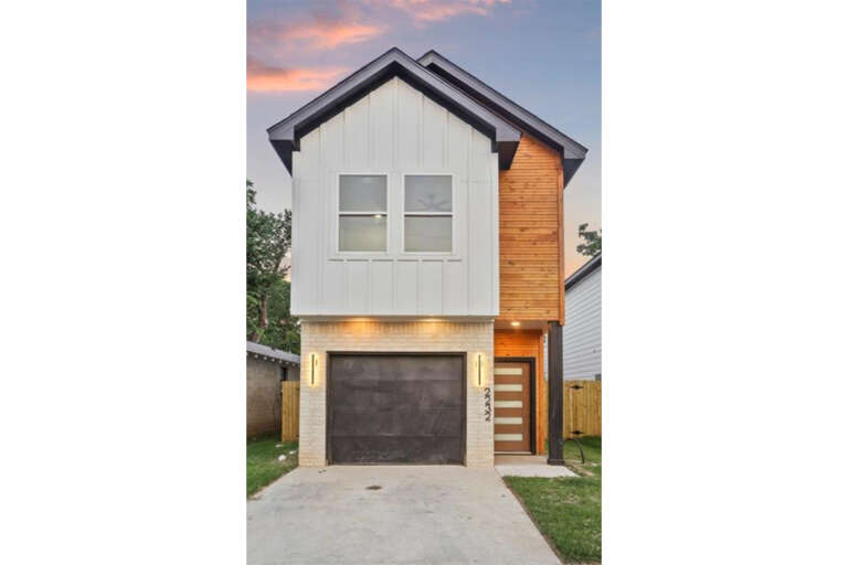 House Plan House Plan #34681 Front Elevation 