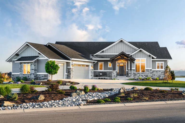 House Plan House Plan #34698 Front Elevation