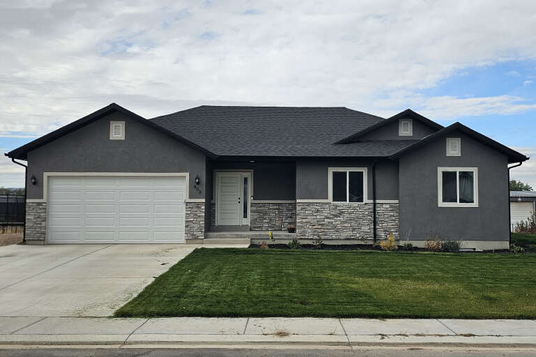 House Plan House Plan #34736 Front Elevation