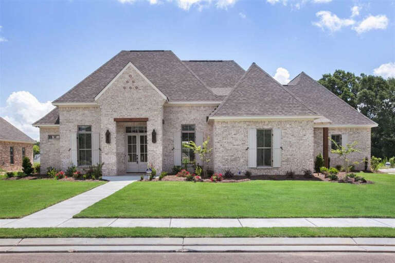 House Plan House Plan #34987 Front Elevation 