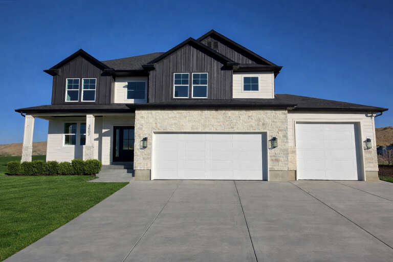 House Plan House Plan #35218 Front Elevation