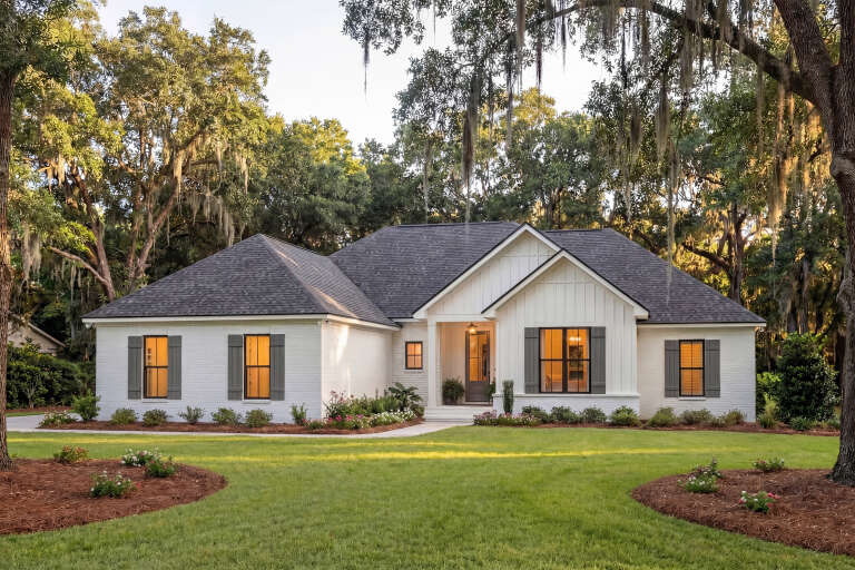 House Plan House Plan #35515 Angled Front Elevation