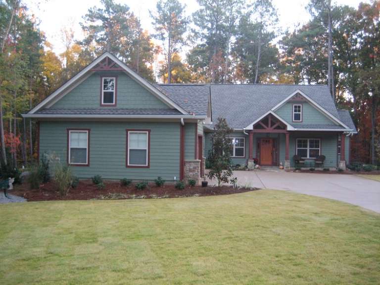 House Plan House Plan #4359 Front Photo