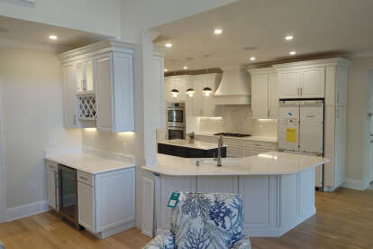 Cape Cod House Plan #402-00990 Build Photo