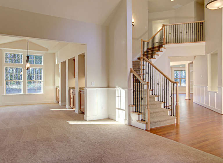 Luxury House Plan #341-00026 Additional Photo