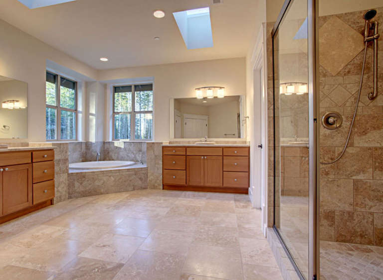 Luxury House Plan #341-00026 Additional Photo