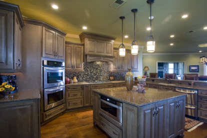 Northwest House Plan #110-00829 Additional Photo