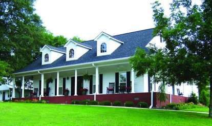 Traditional House Plan #1776-00054 Elevation Photo